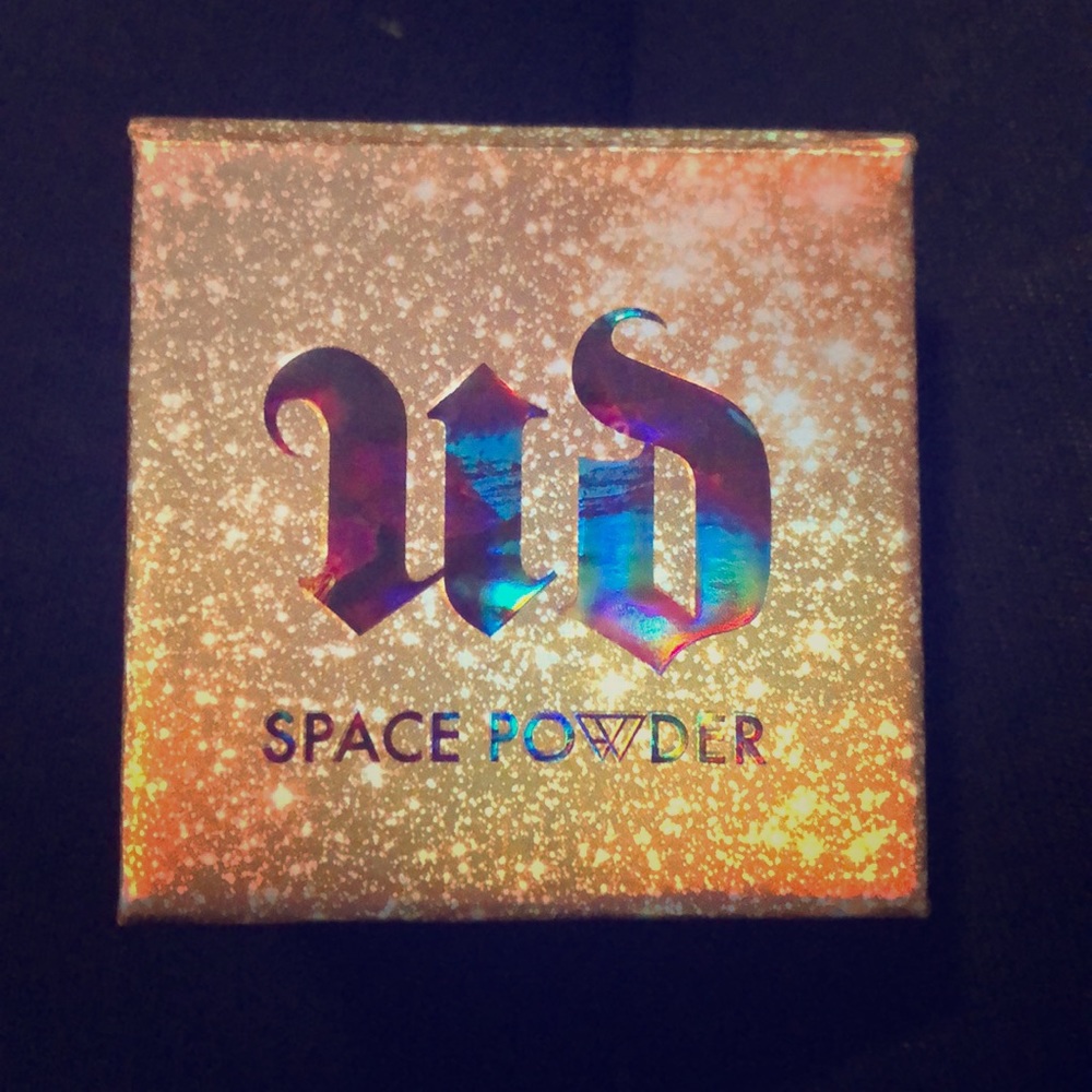 Urban Decay Space powder